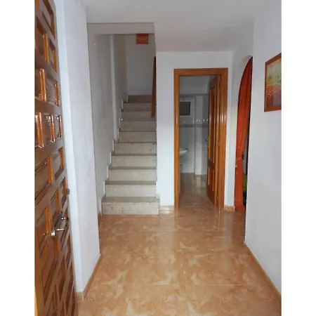 Apacible Casa Con Terraza Y Piscina R58 By Novadesta *